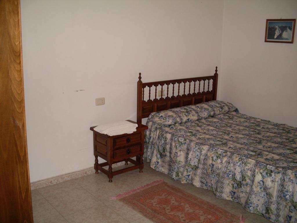 Hotel Terra Galega Monforte De Lemos Oda fotoğraf