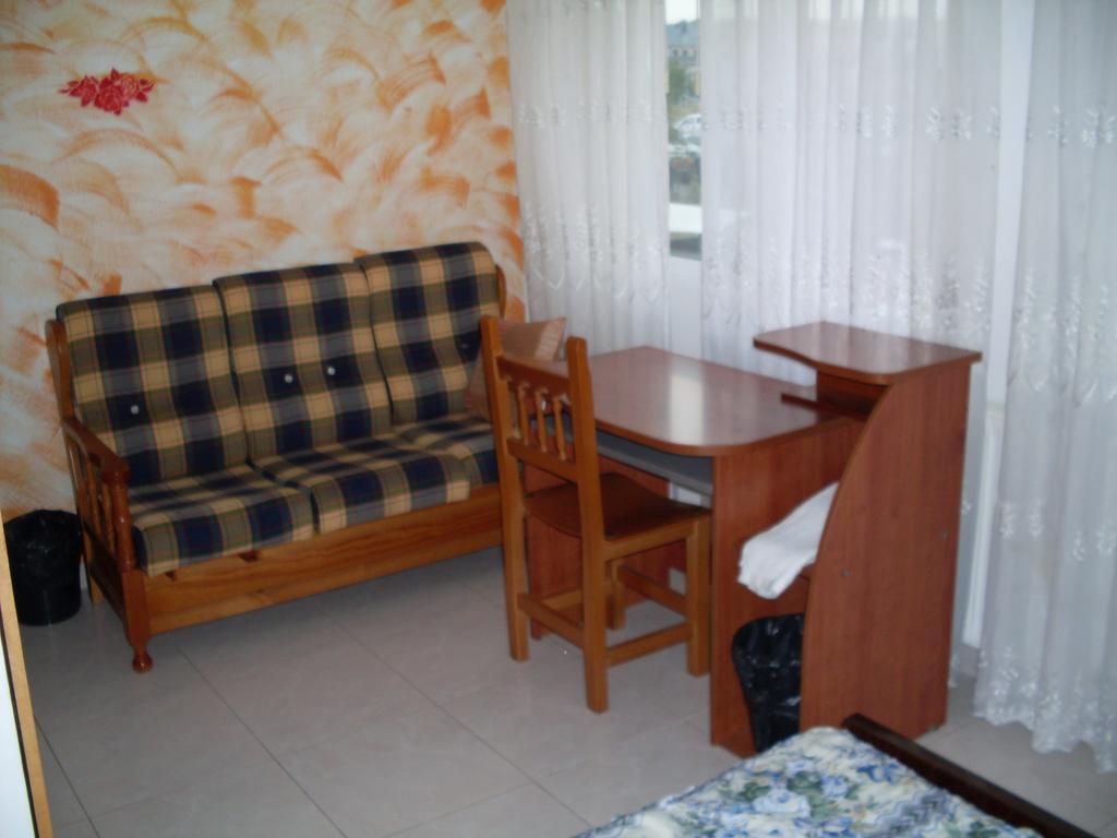 Hotel Terra Galega Monforte De Lemos Oda fotoğraf